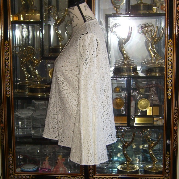 ZARA WHITE LACE BELL SLEEVE TOP S - Picture 3 of 7